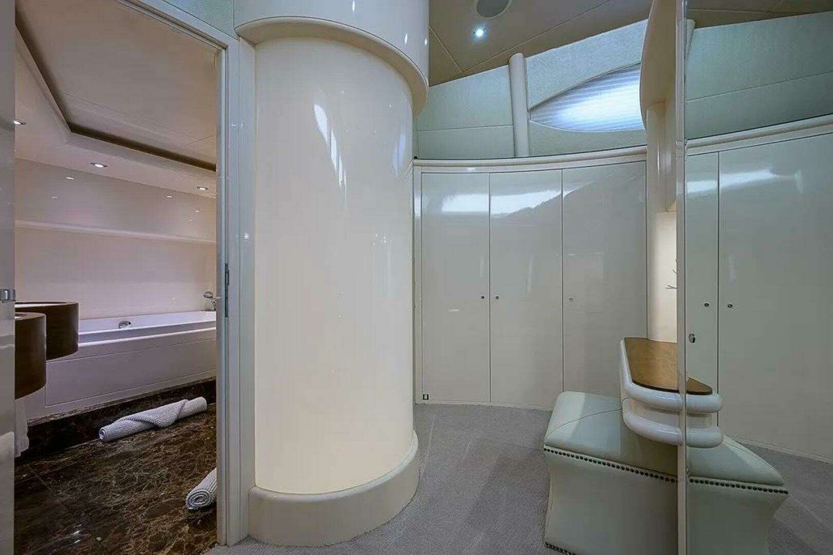 2005 DMB Danube Motor Yacht - Image 58