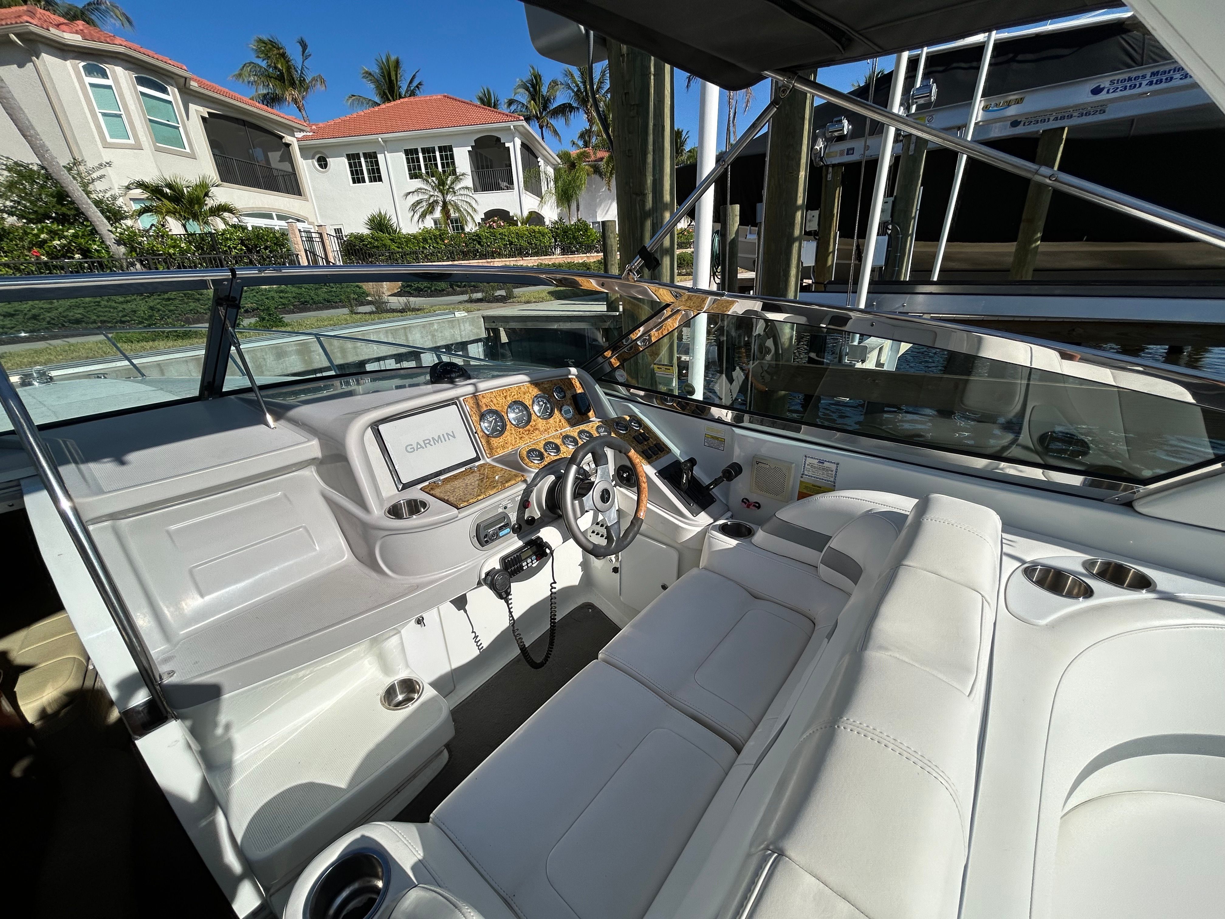2007 Formula 330 Sun Sport - 9