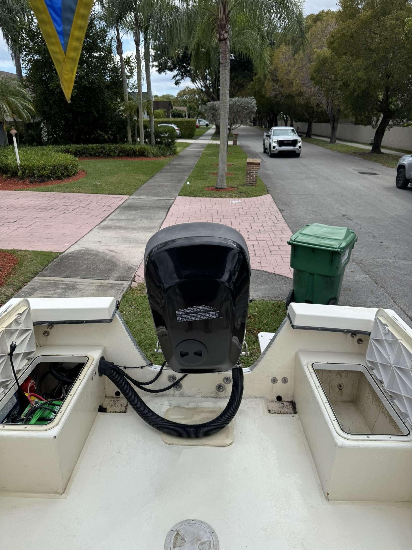 1996 May-Craft 19 CENTER CONSOLE - 9