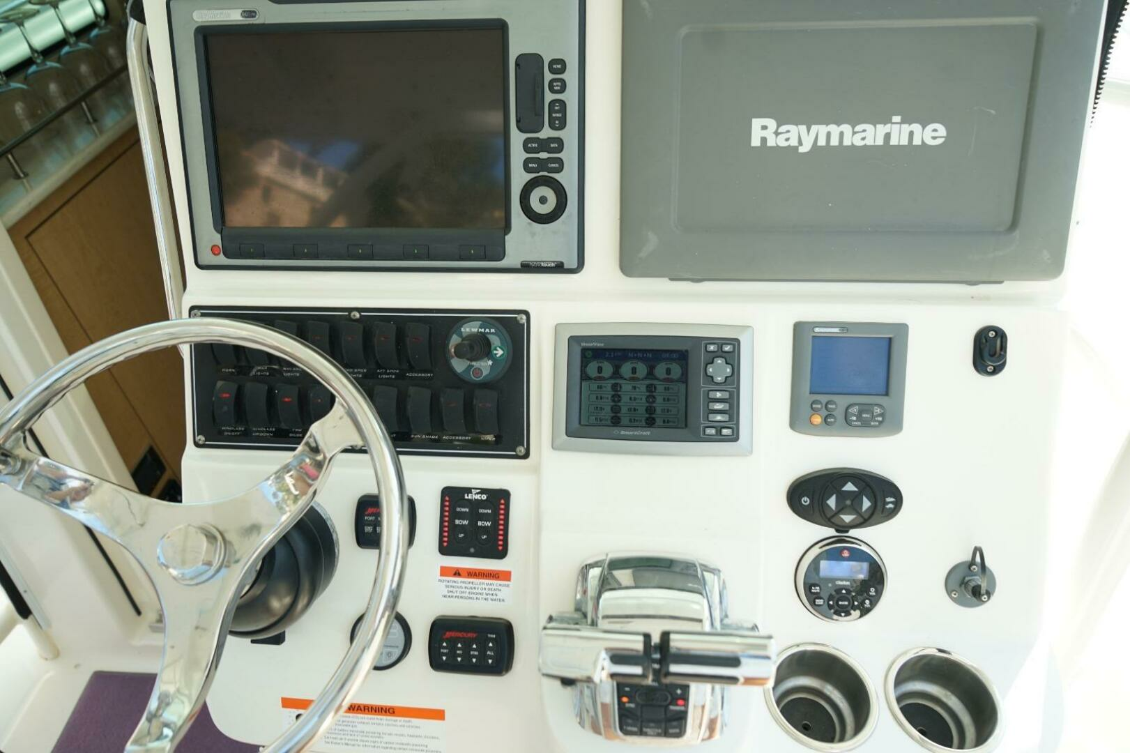 2012 Boston Whaler Whaler 370 Outrage - Image 13