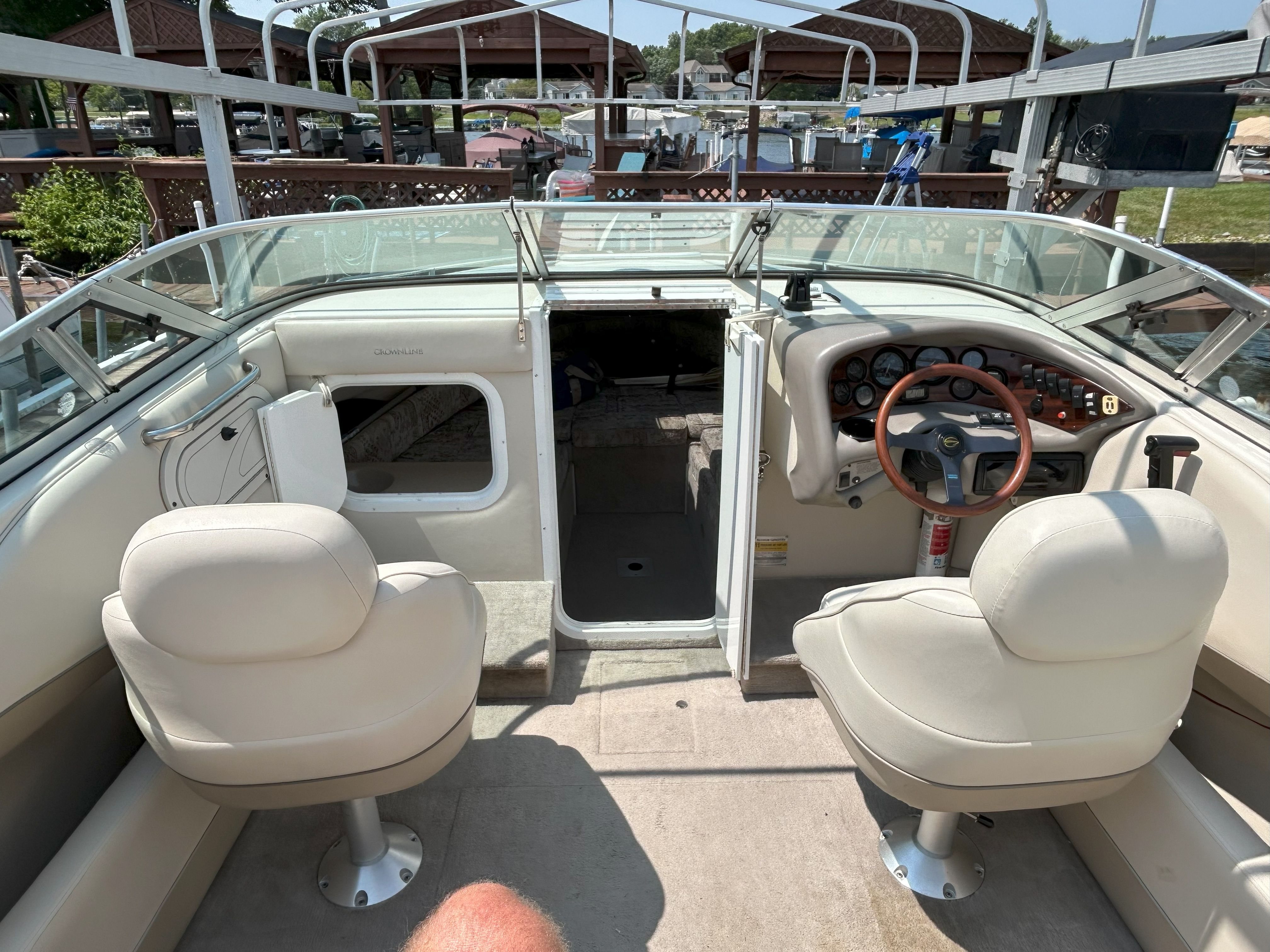 1997 Crownline 225 CCR - 11