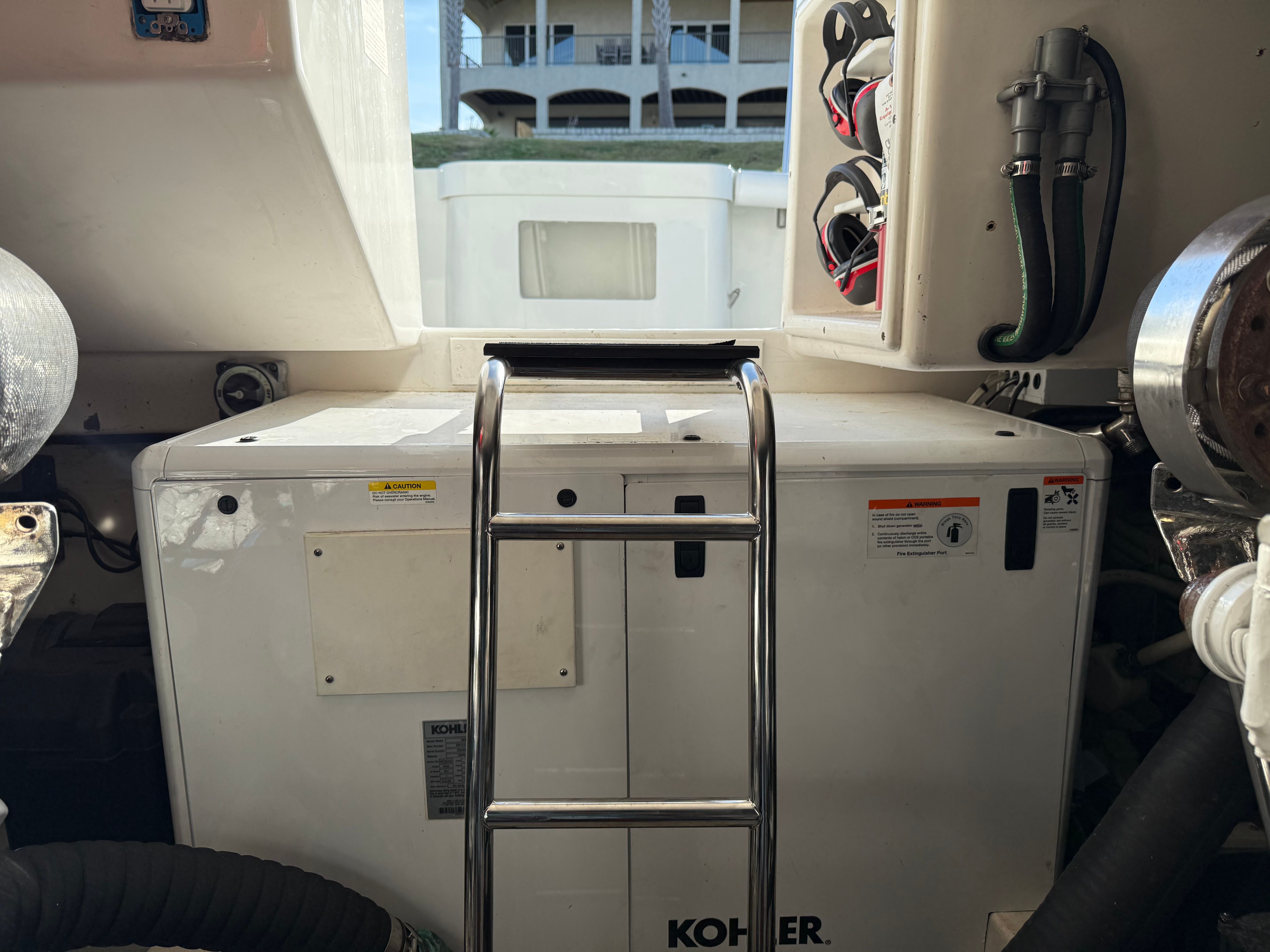 2007 Cabo 45 Express - 19