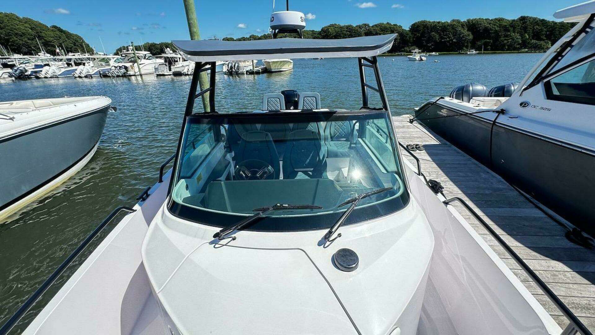2022 Axopar 28 T-Top - Image 7