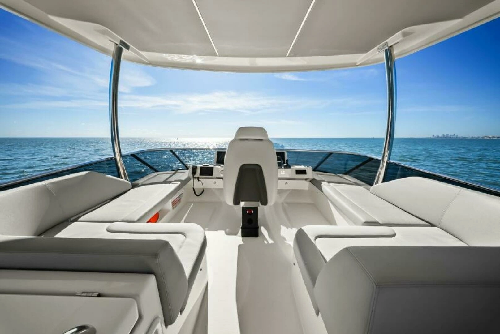 2025 Absolute Navetta 53 - Image 34
