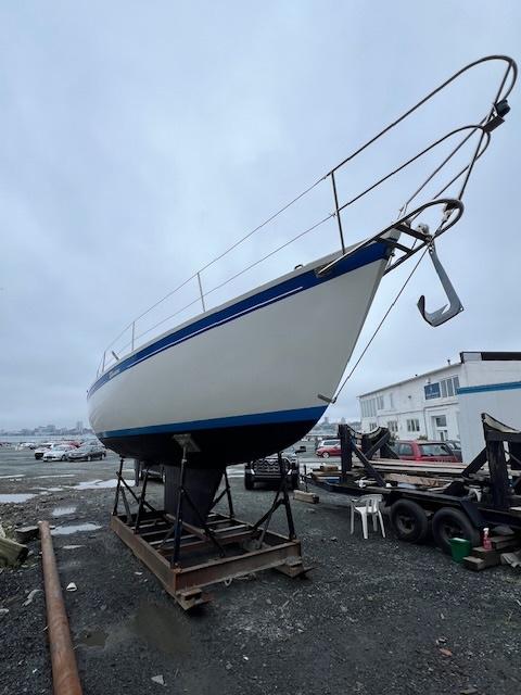 1983 Aloha 32