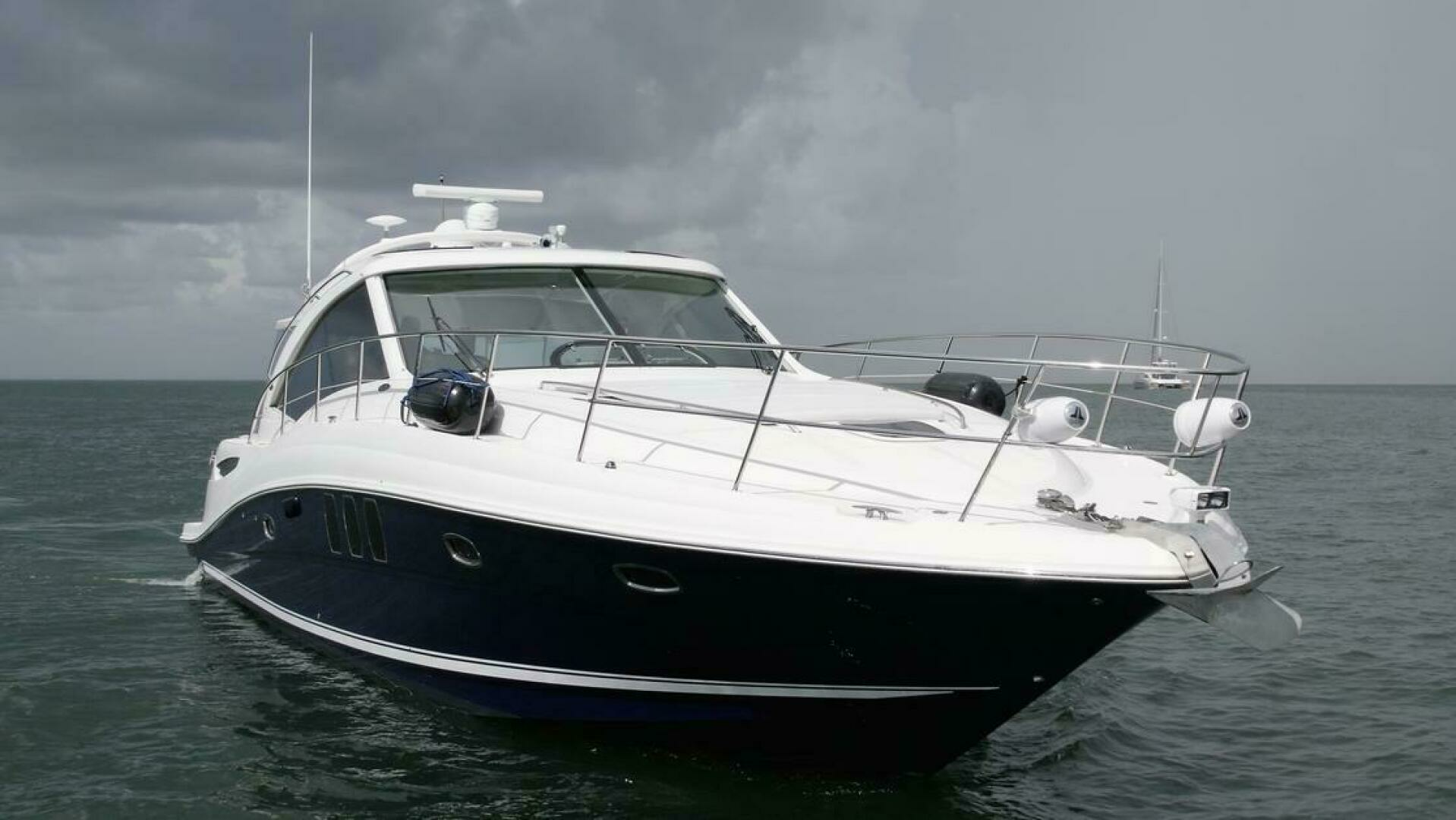 2008 Sea Ray 480 Sundancer - Image 2
