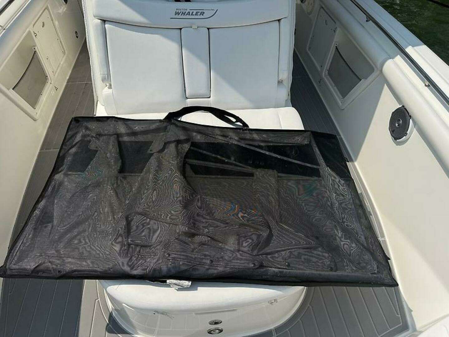 2014 Boston Whaler 350 Outrage - Image 19