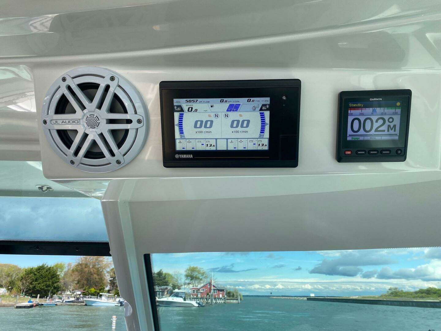 2019 Tiara Yachts 34LX - Image 44