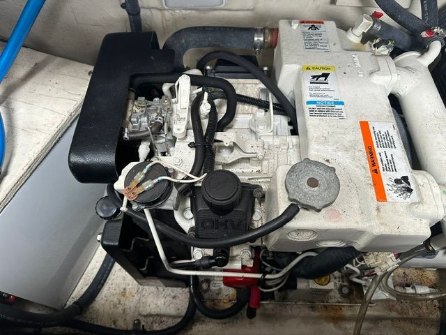 Engine compartment of a 2005 Sea Ray 290 Amberjack boat.