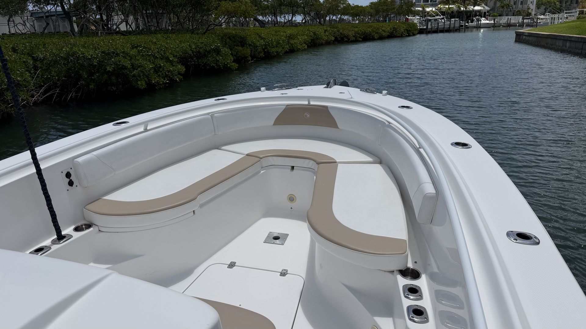 2017 Edgewater 320 CC - 47