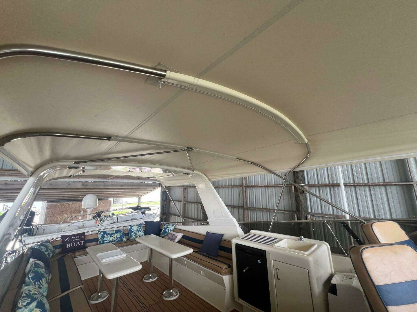 1988 Hatteras Motor Yacht - Image 112