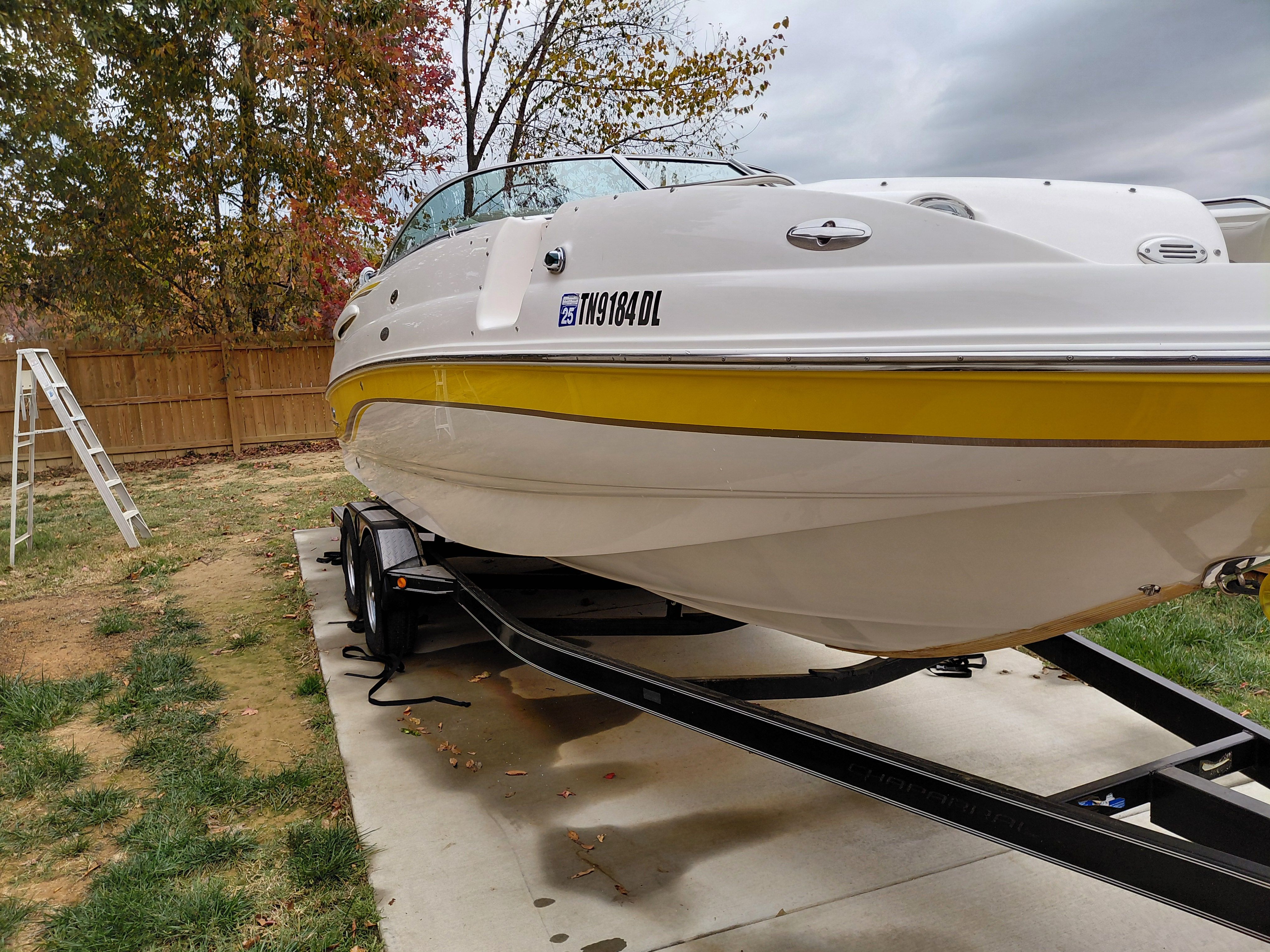 2005 Chaparral Sunestra 254