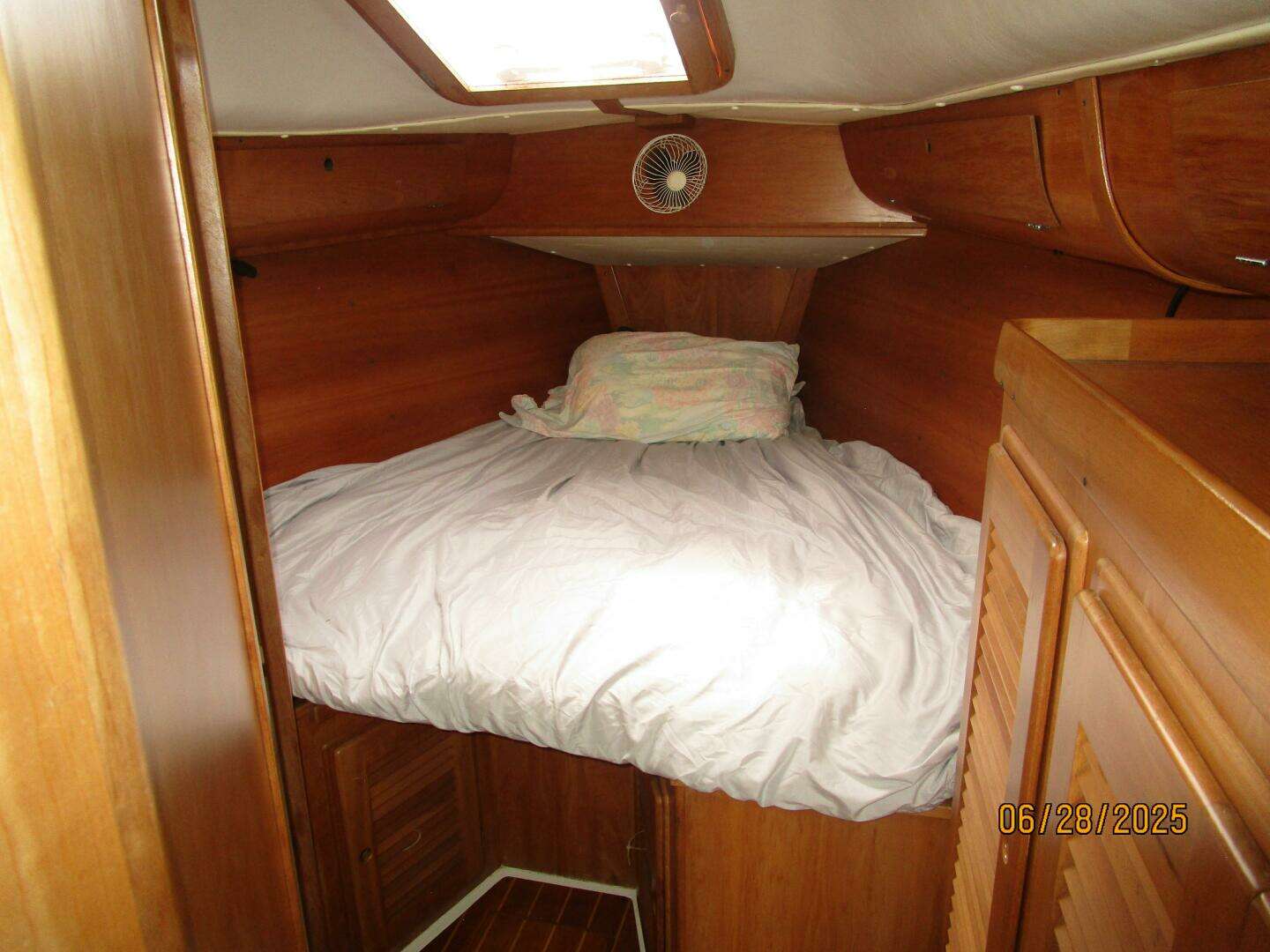 1995 Freedom 40/40 - Image 52