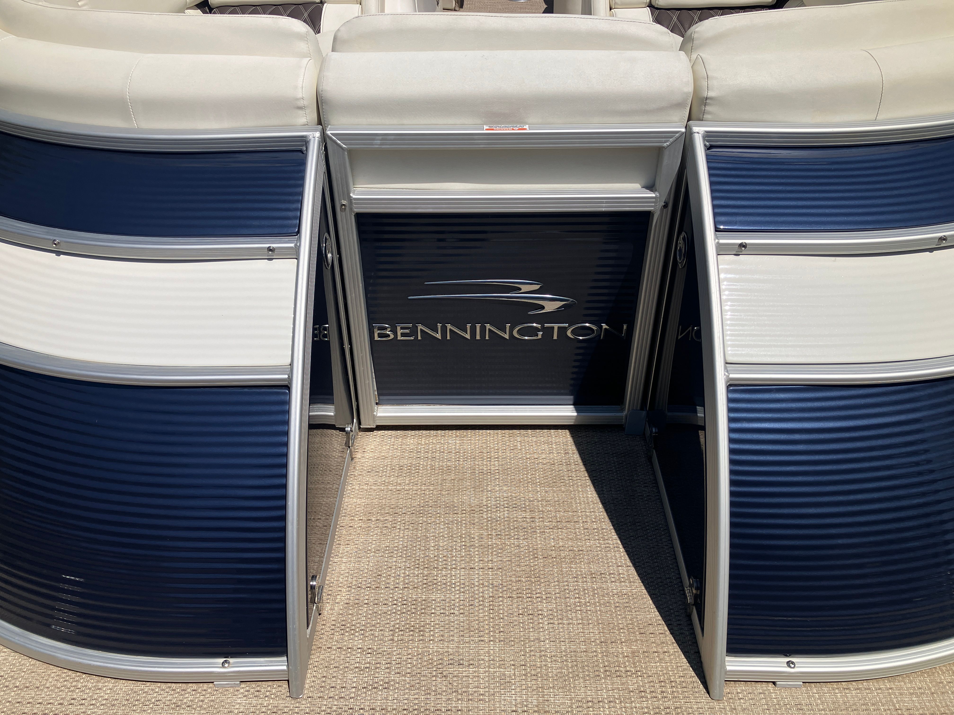 2019 Bennington 23 QLC - 19