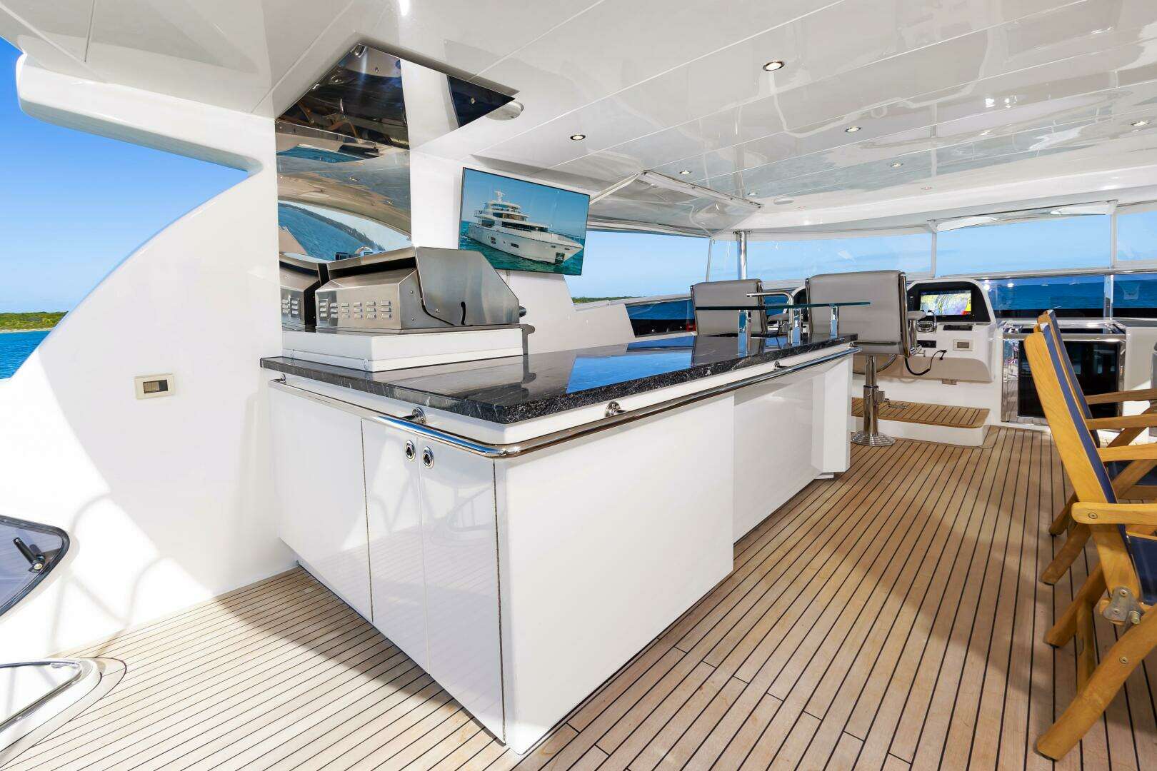 2017 Johnson 93 Flybridge - Image 18