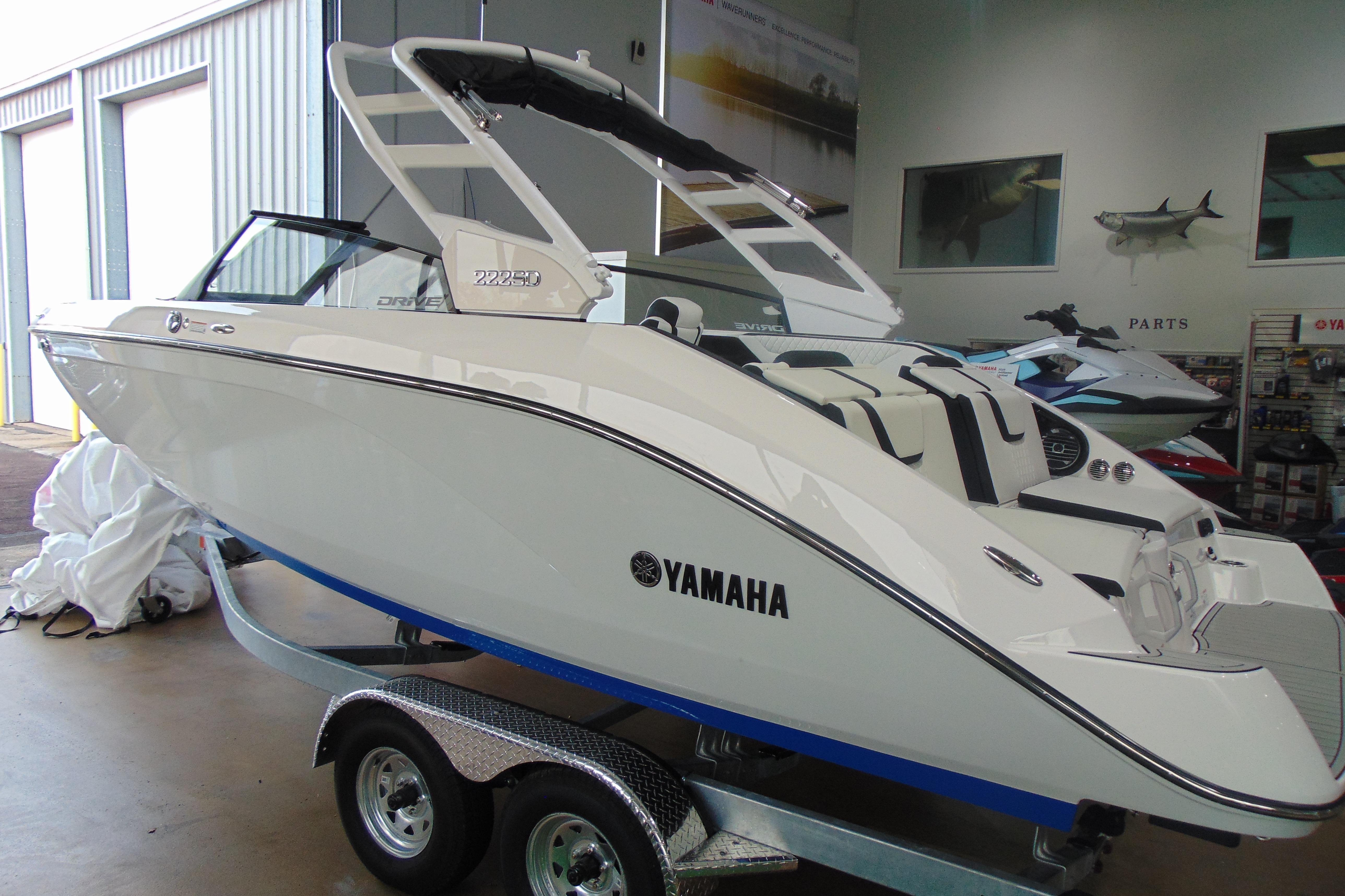 2026 Yamaha Boats 222SD