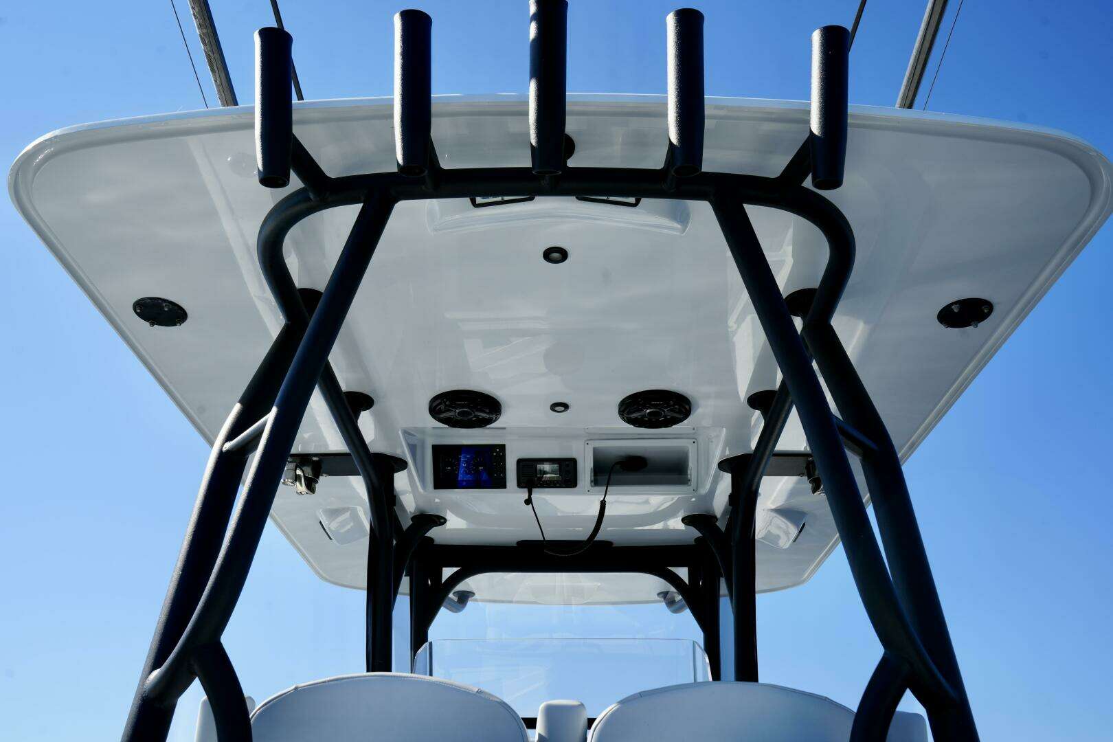 2023 Yellowfin 32 Offshore - Image 26