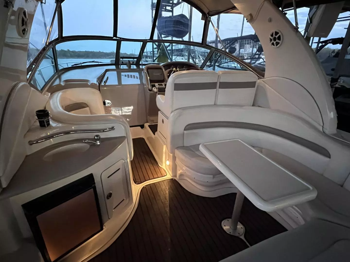 2005 Sea Ray Sundancer 320 - Image 40