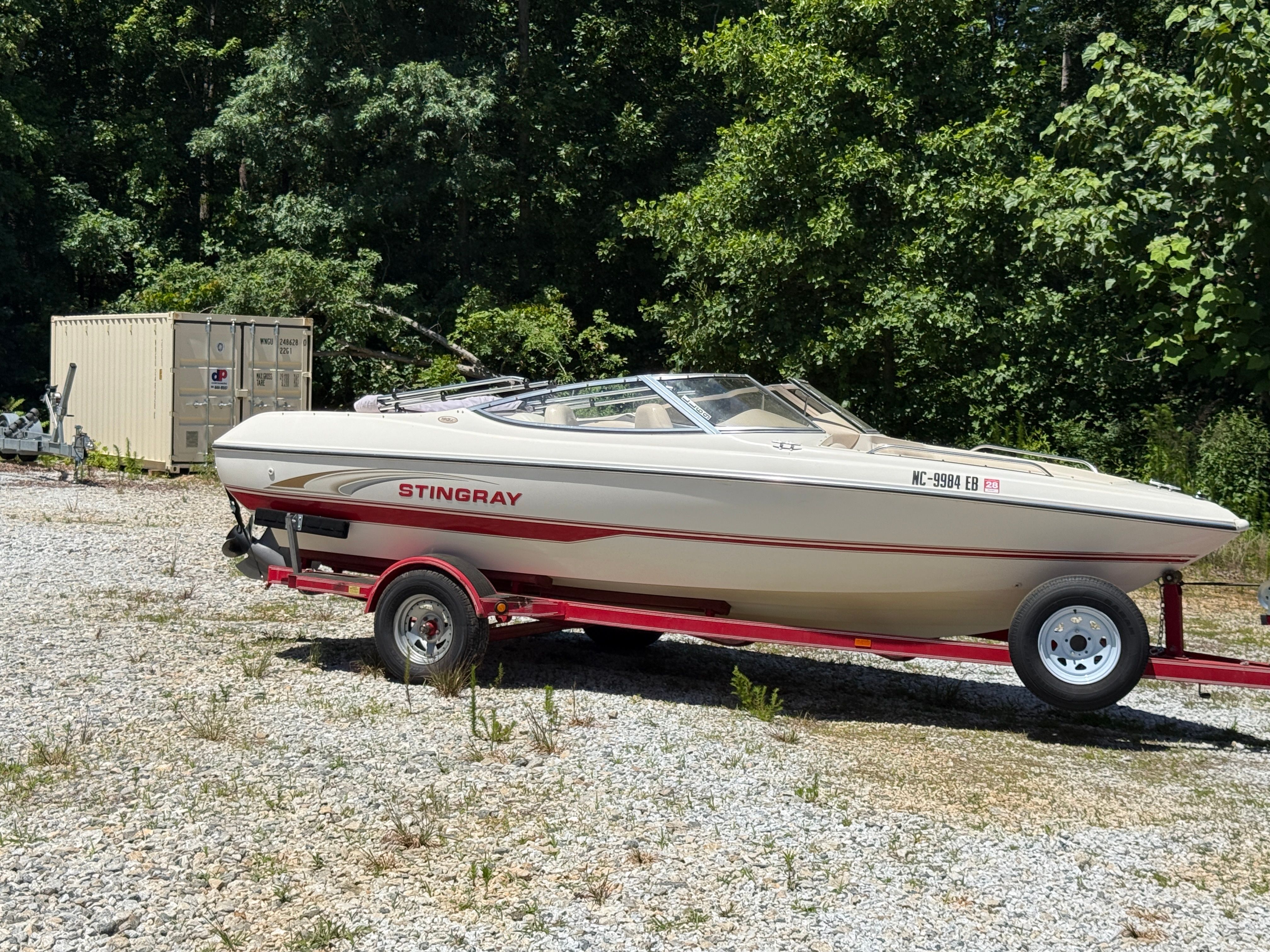 2001 Stingray 190 LS/LX - 2