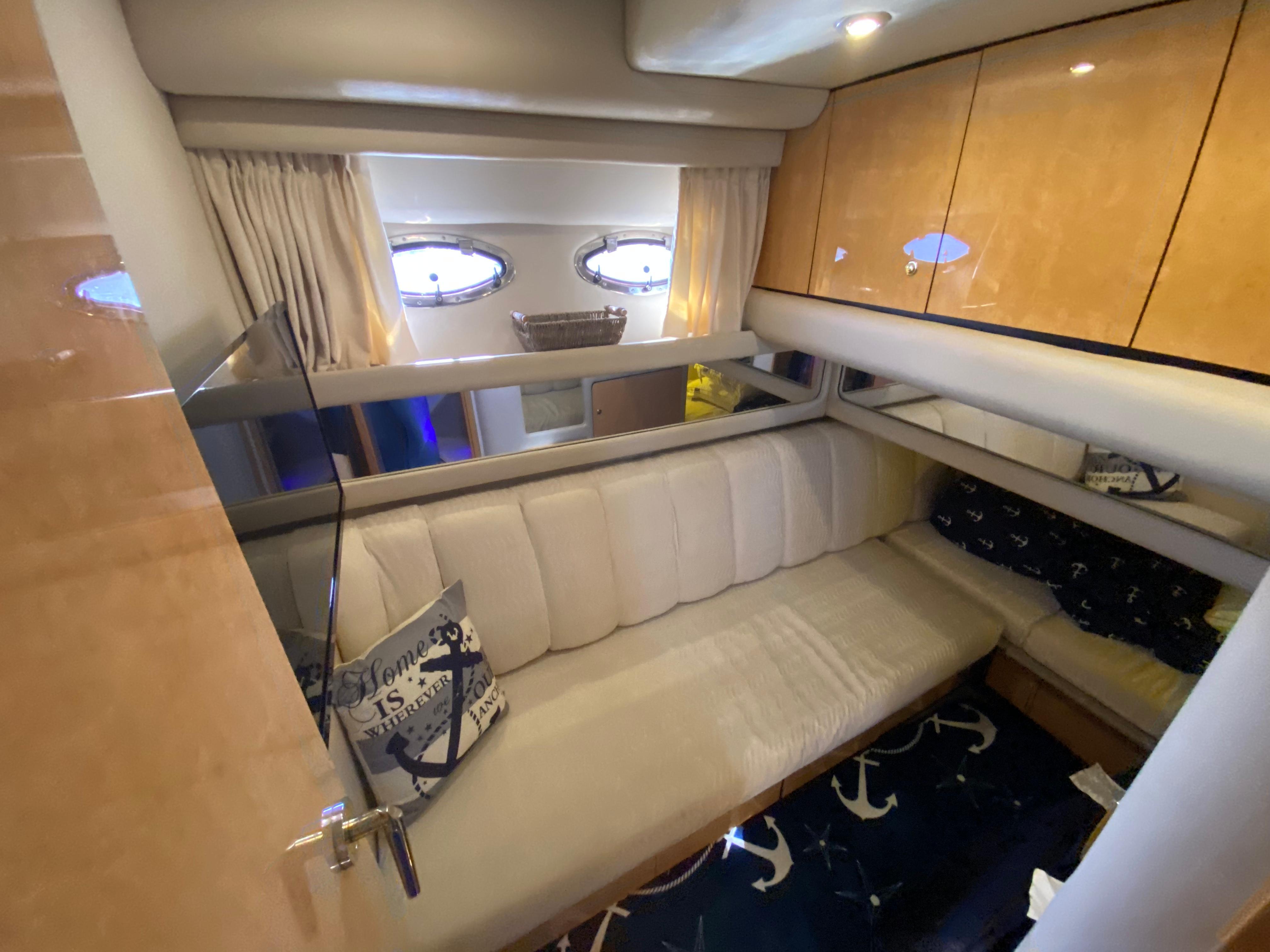 1998 Sea Ray 480 Sedan Bridge - 40