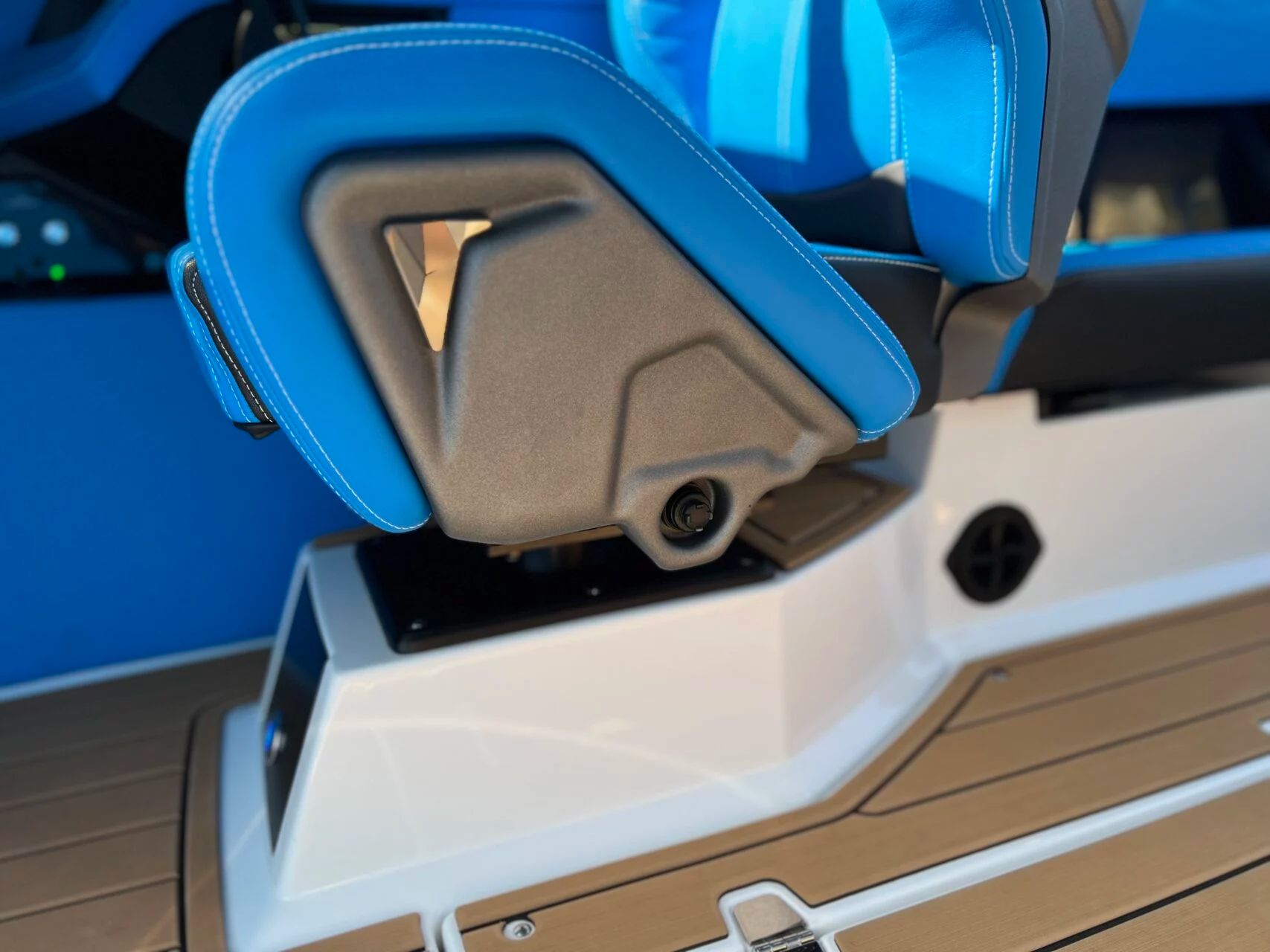 2025 Nautique G23 - 40