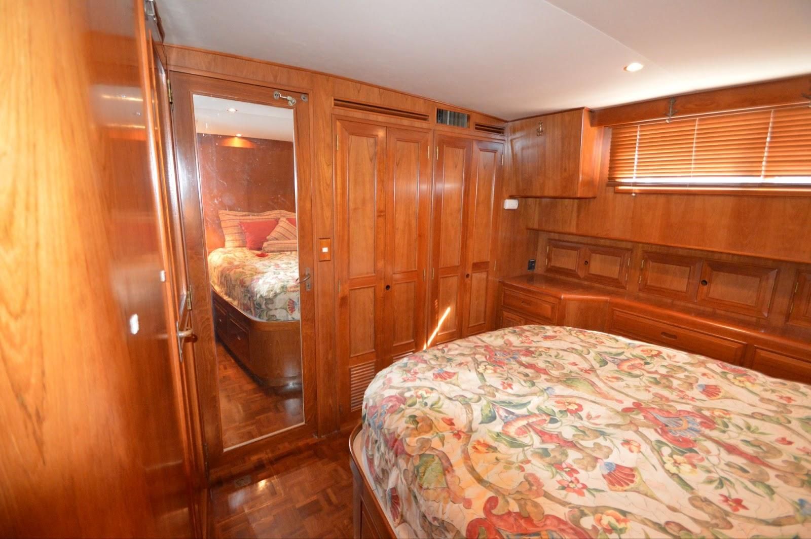 1994 Ocean Alexander 423 Classico - 19