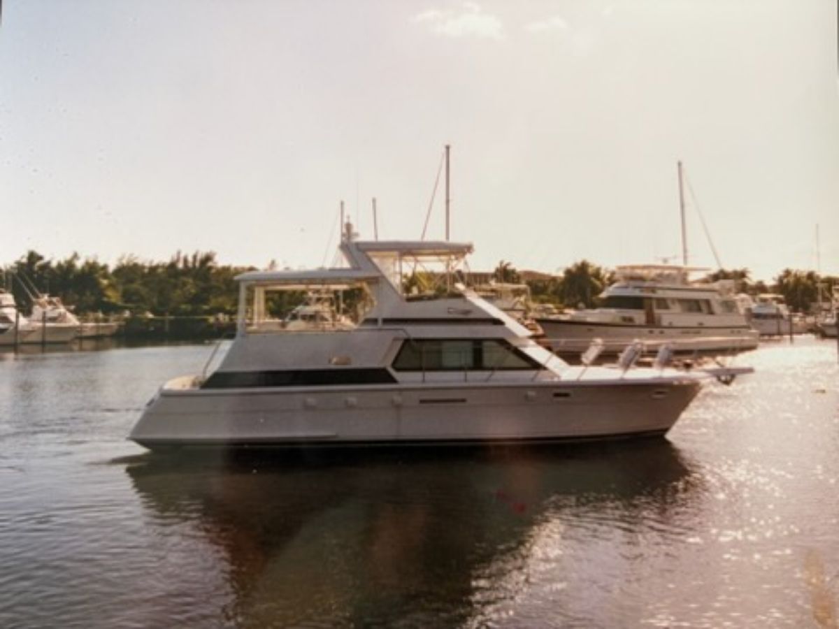 1994 Hatteras Cockpit Motor Yacht