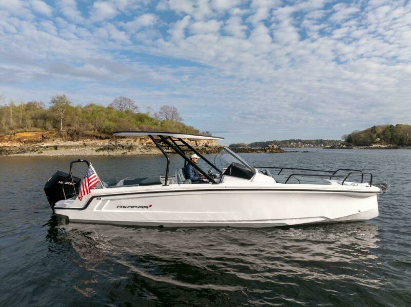 2027 Axopar Cross Top - Image 2