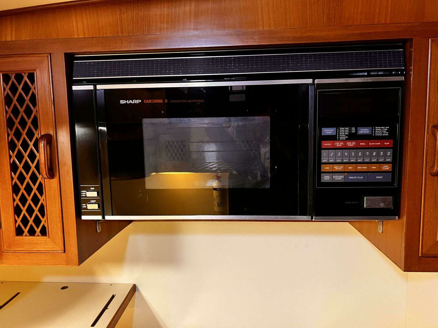 1989 Hi-Star 48 Sundeck - Image 39