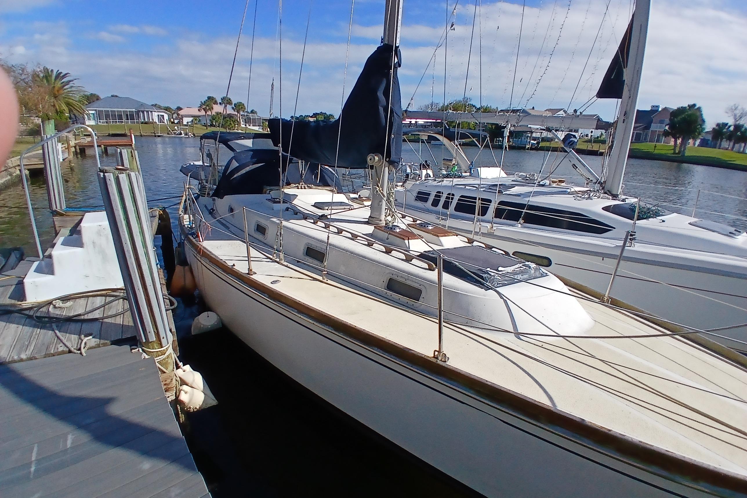 1977 Tartan 37
