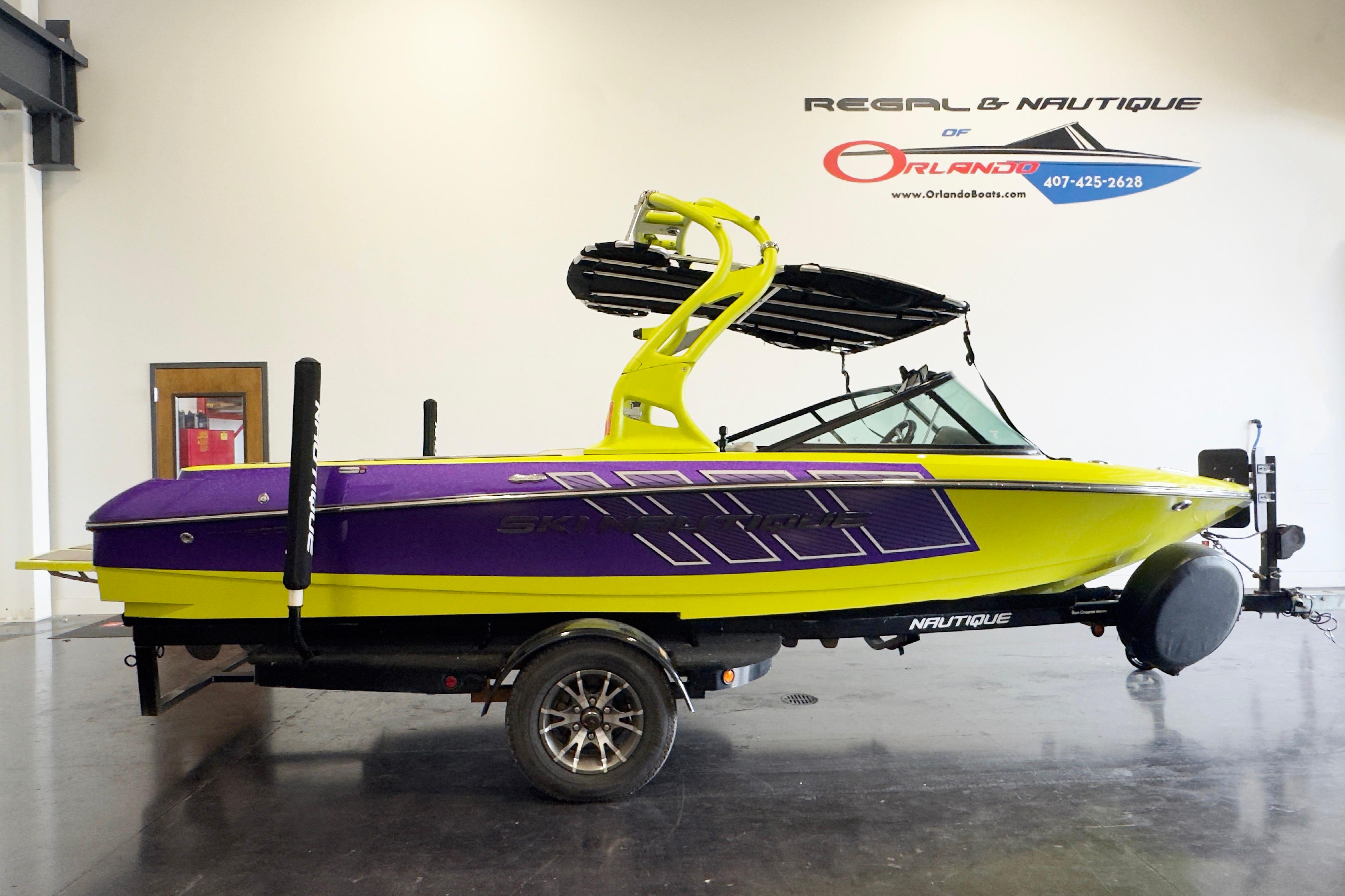 2014 Nautique Ski Nautique 200 Open Bow