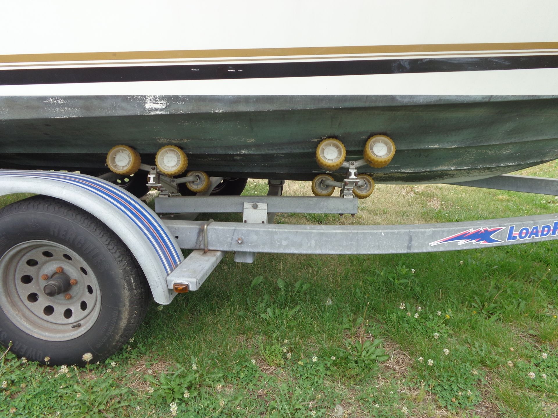1999 Sea Ray Express Cruiser - 43