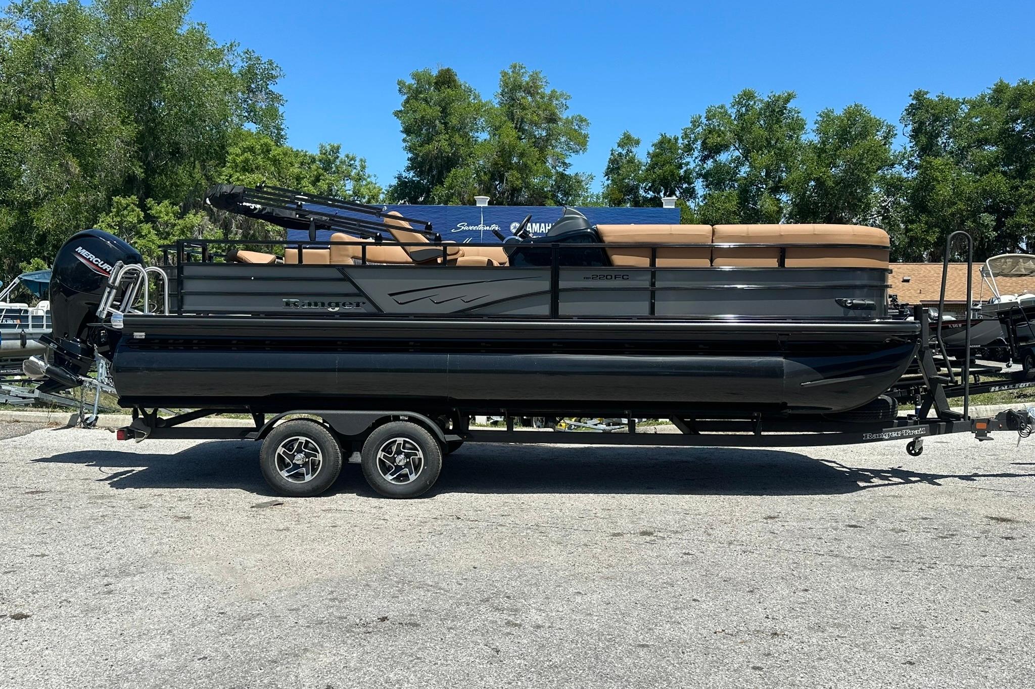 2026 Ranger Reata 220FC
