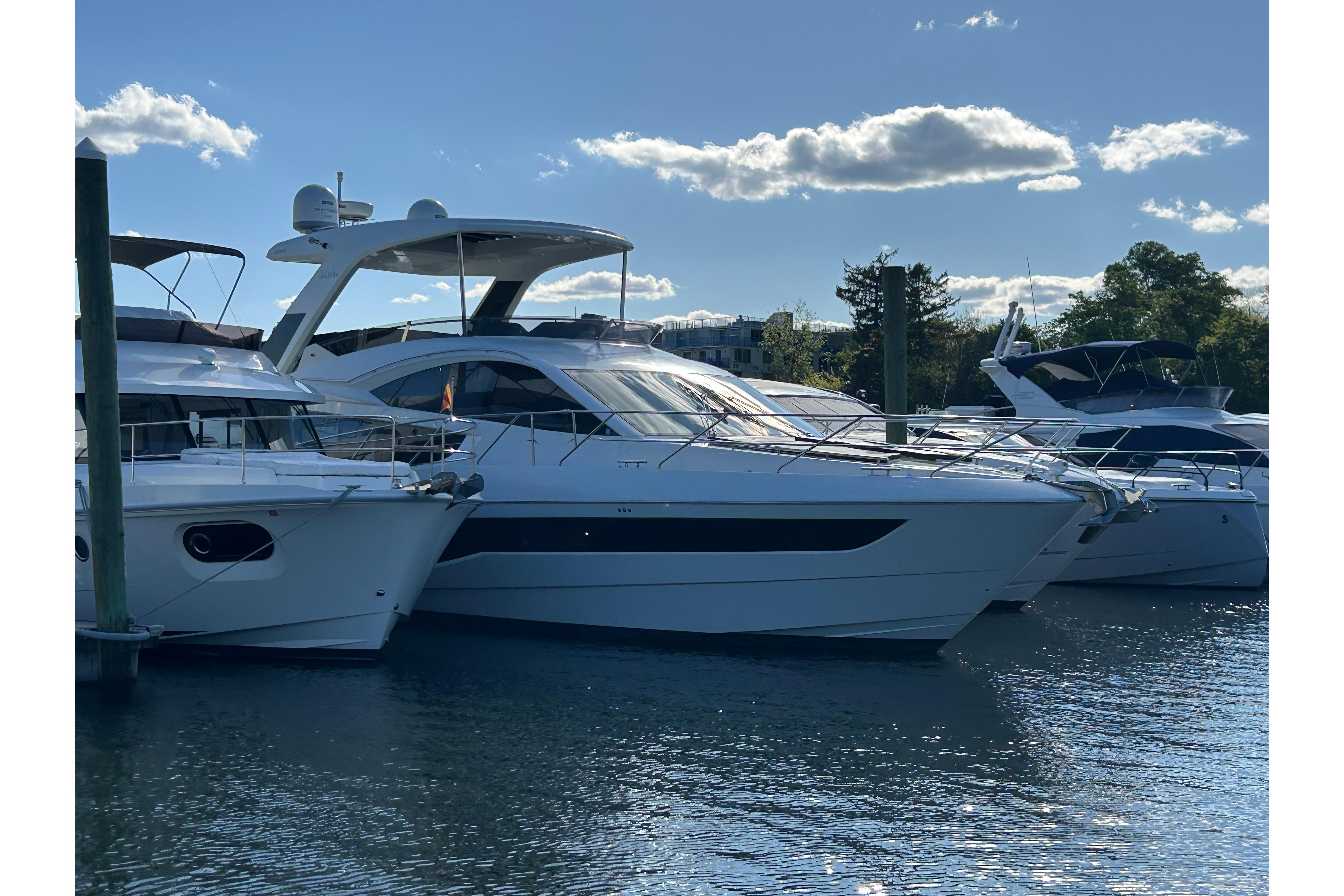 2019 Galeon 550 Fly
