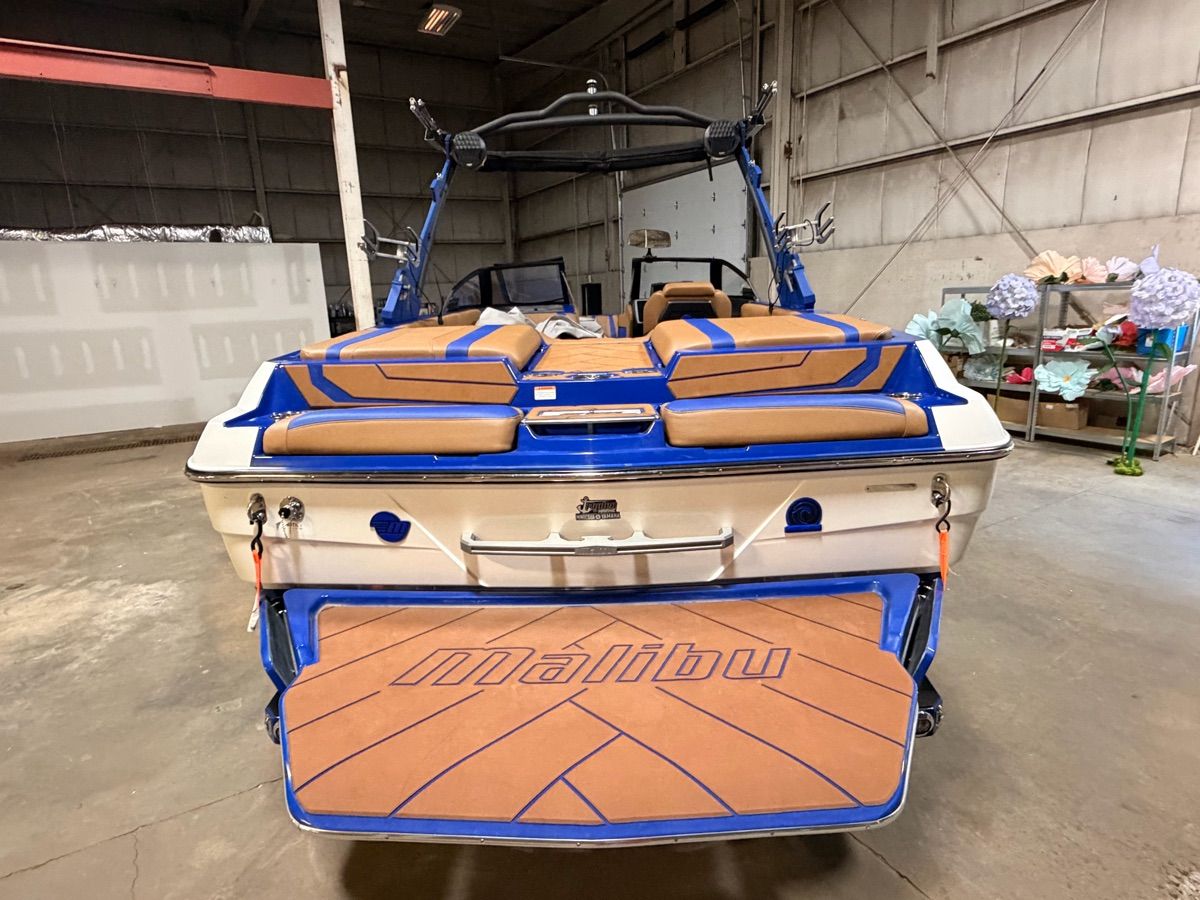 2023 Malibu Wakesetter 22 LSV - 6
