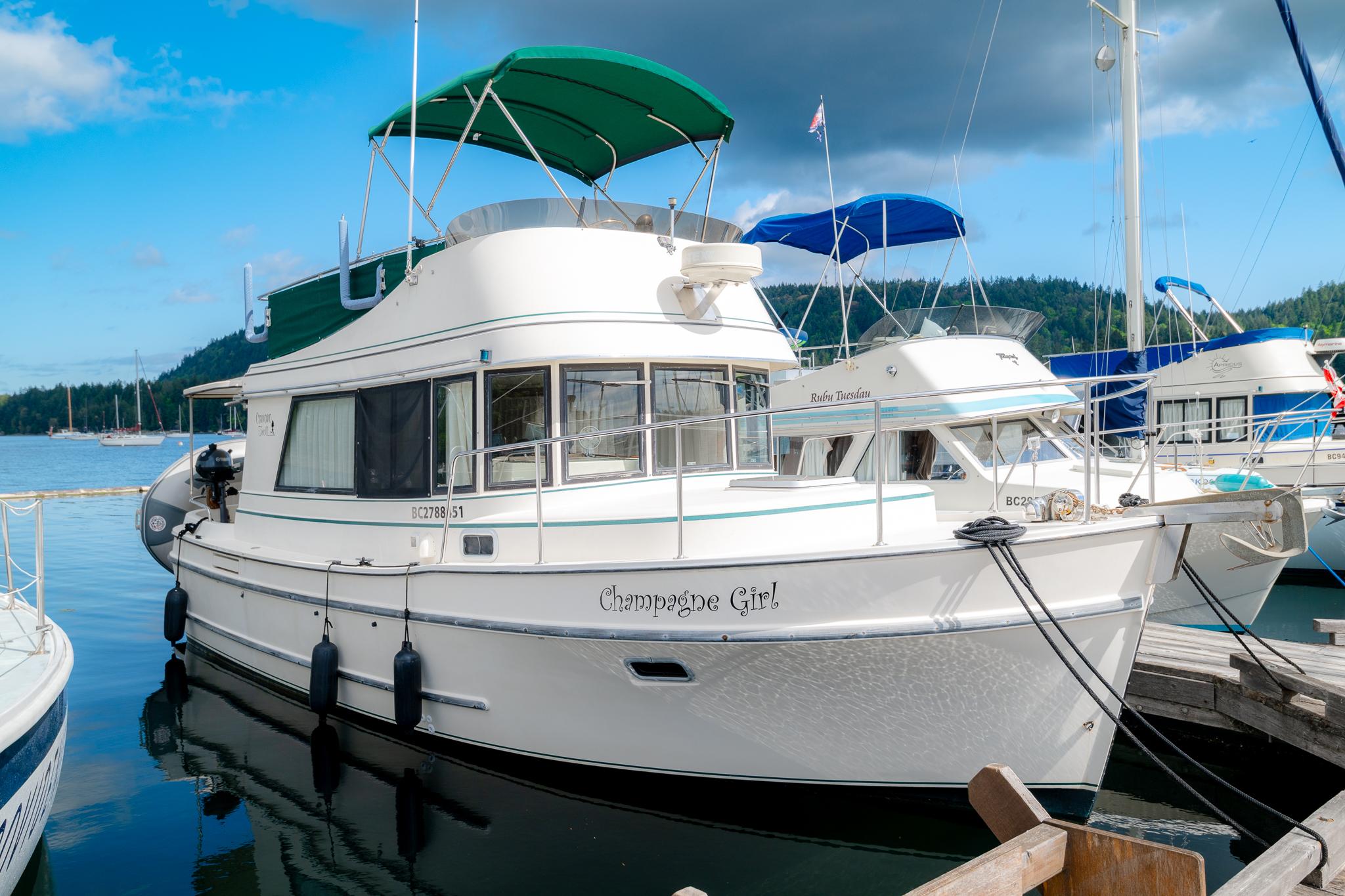1996 Camano 31