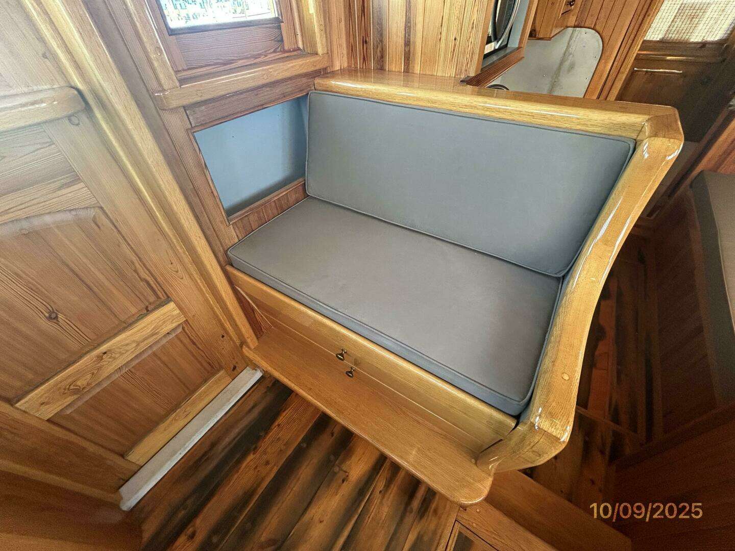 1938 Custom Chesapeake Bay Buyboat - Image 31