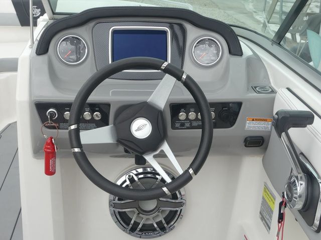 2021 Chaparral 23 Surf - 44