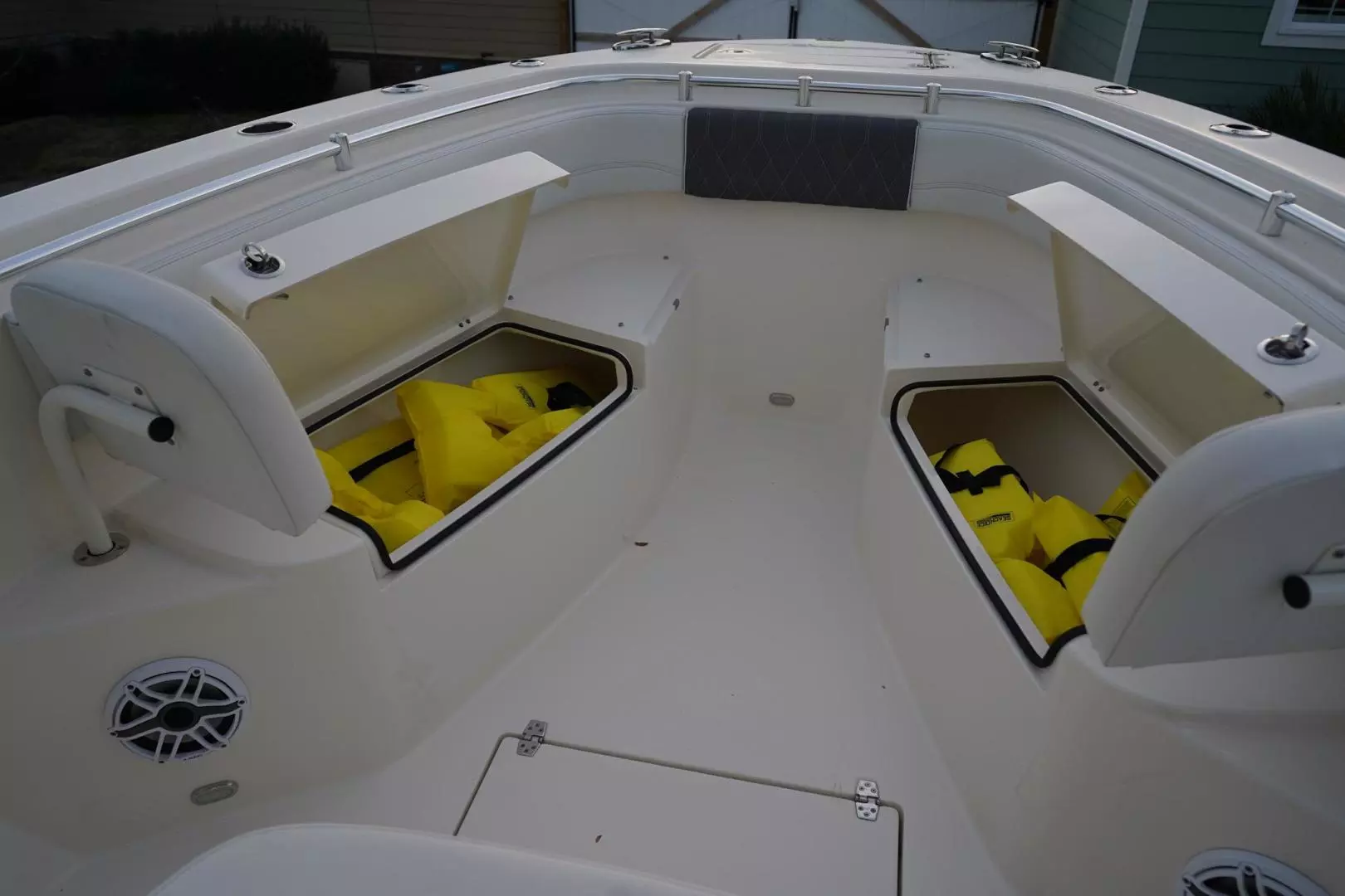 2022 Cobia 262 - Image 19