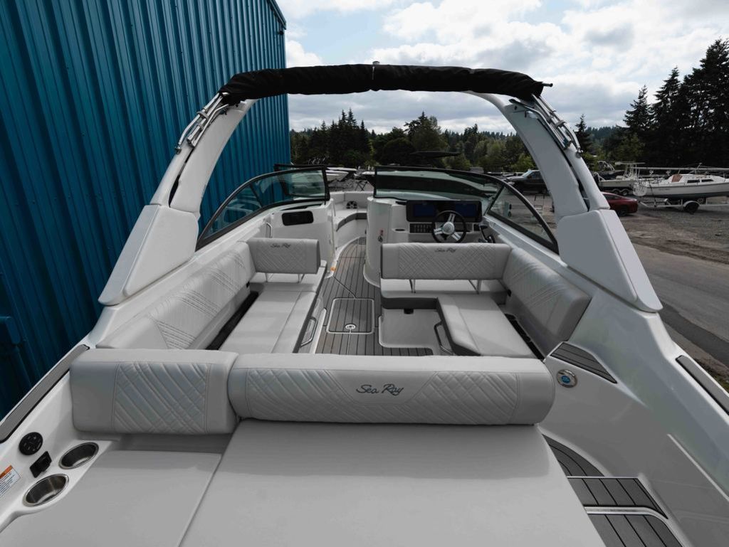 2025 Sea Ray SDX 250 - 5