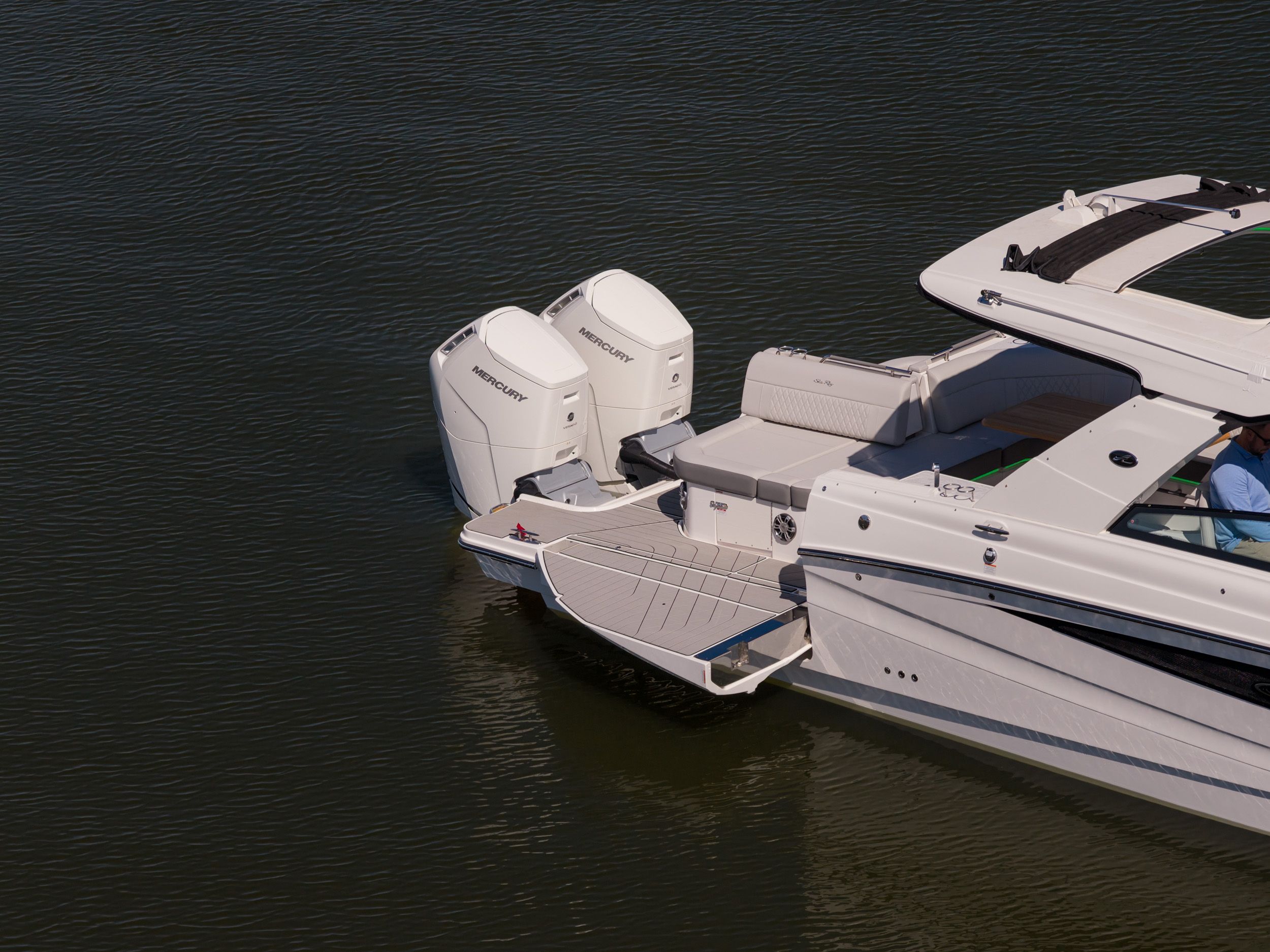 2026 Sea Ray SLX 400 Outboard - 6