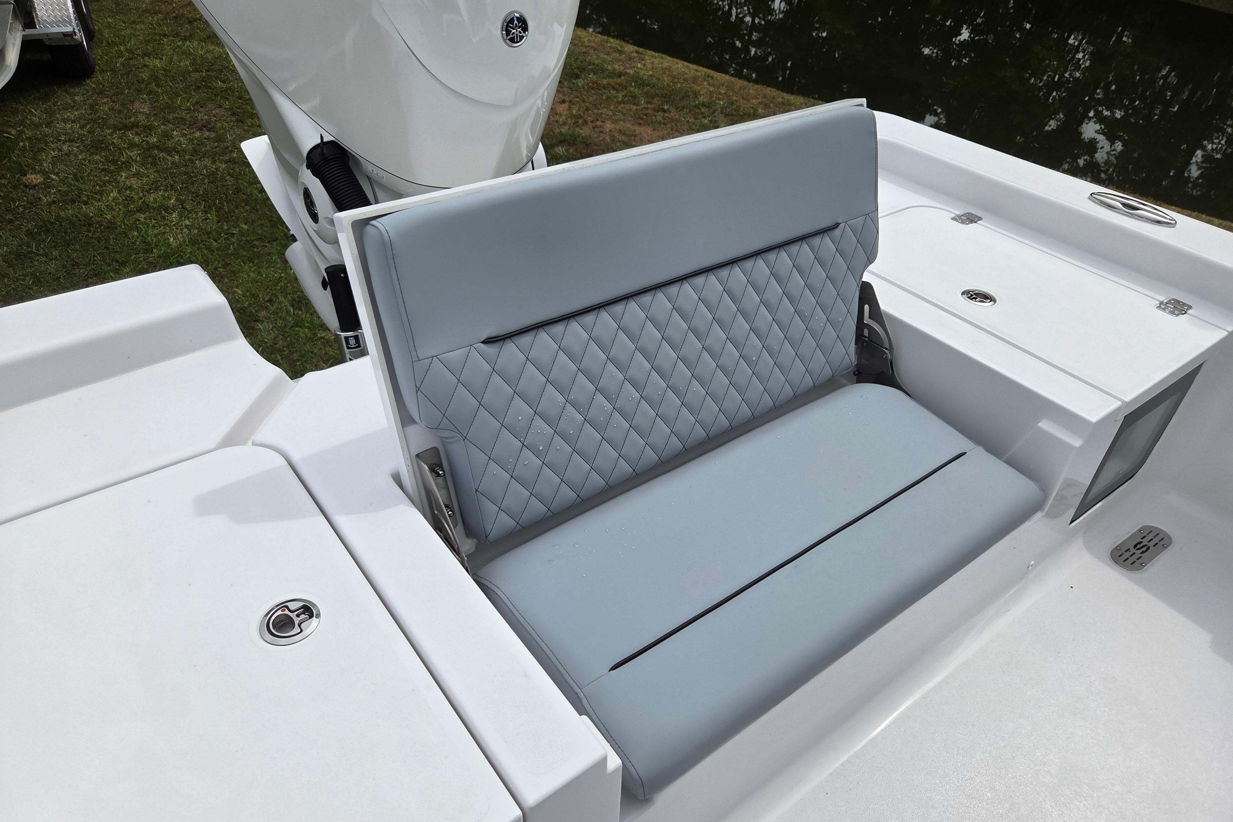 2026 Sportsman Masters 247OE Bay Boat with stylish quilted seating and sleek design.