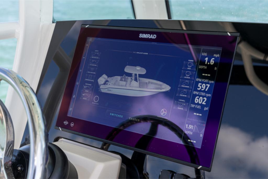 Simrad display on 2024 Boston Whaler 280 Dauntless showing boat metrics.