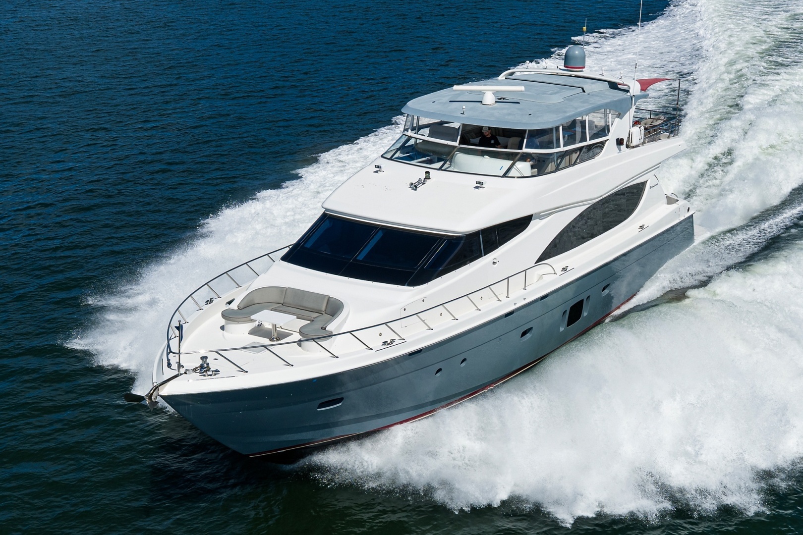 2013 Hatteras 80 Motor Yacht - Image 81