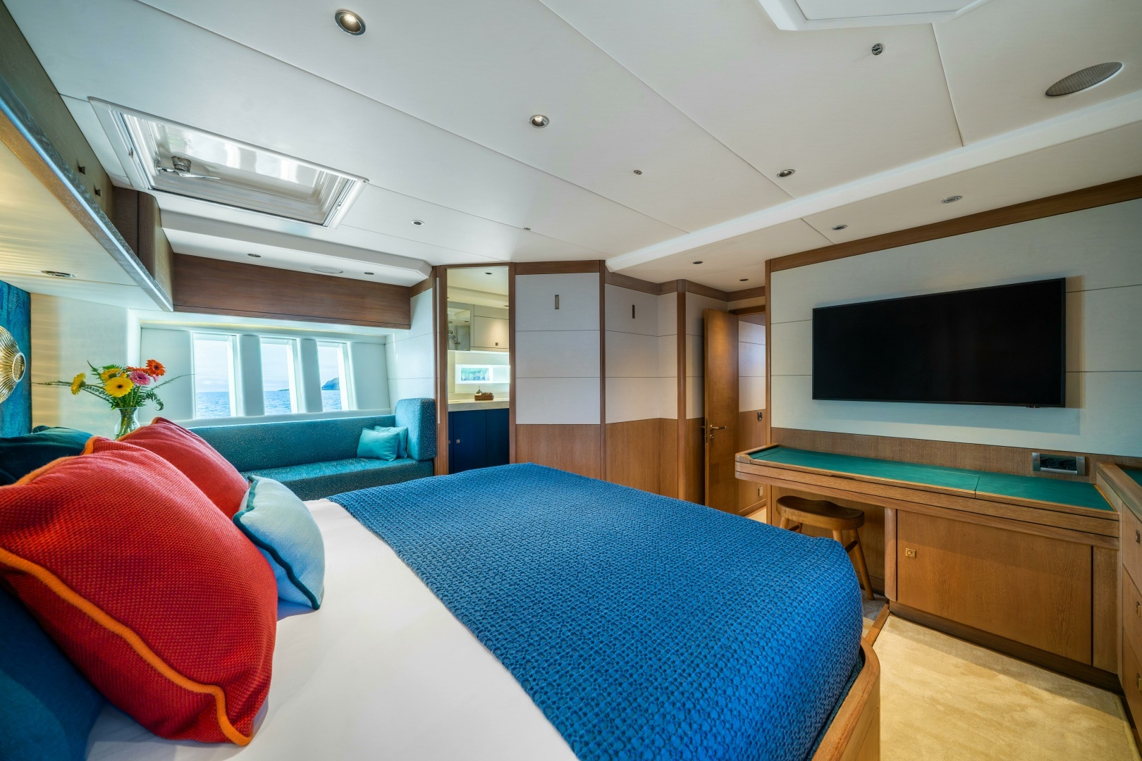2013 Oyster Yachts Oyster 885 - Image 33