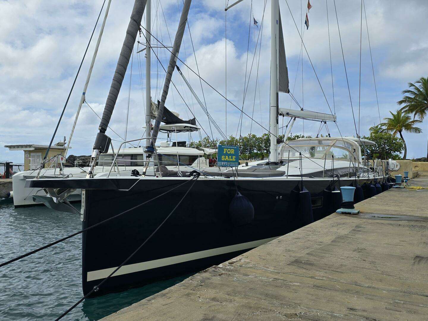 2023 Jeanneau 65 - Image 4