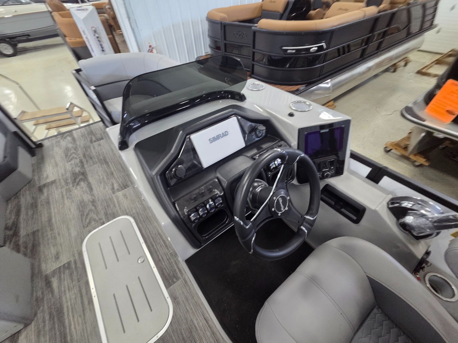 2026 Bentley Pontoons Elite 223 Admiral - 11
