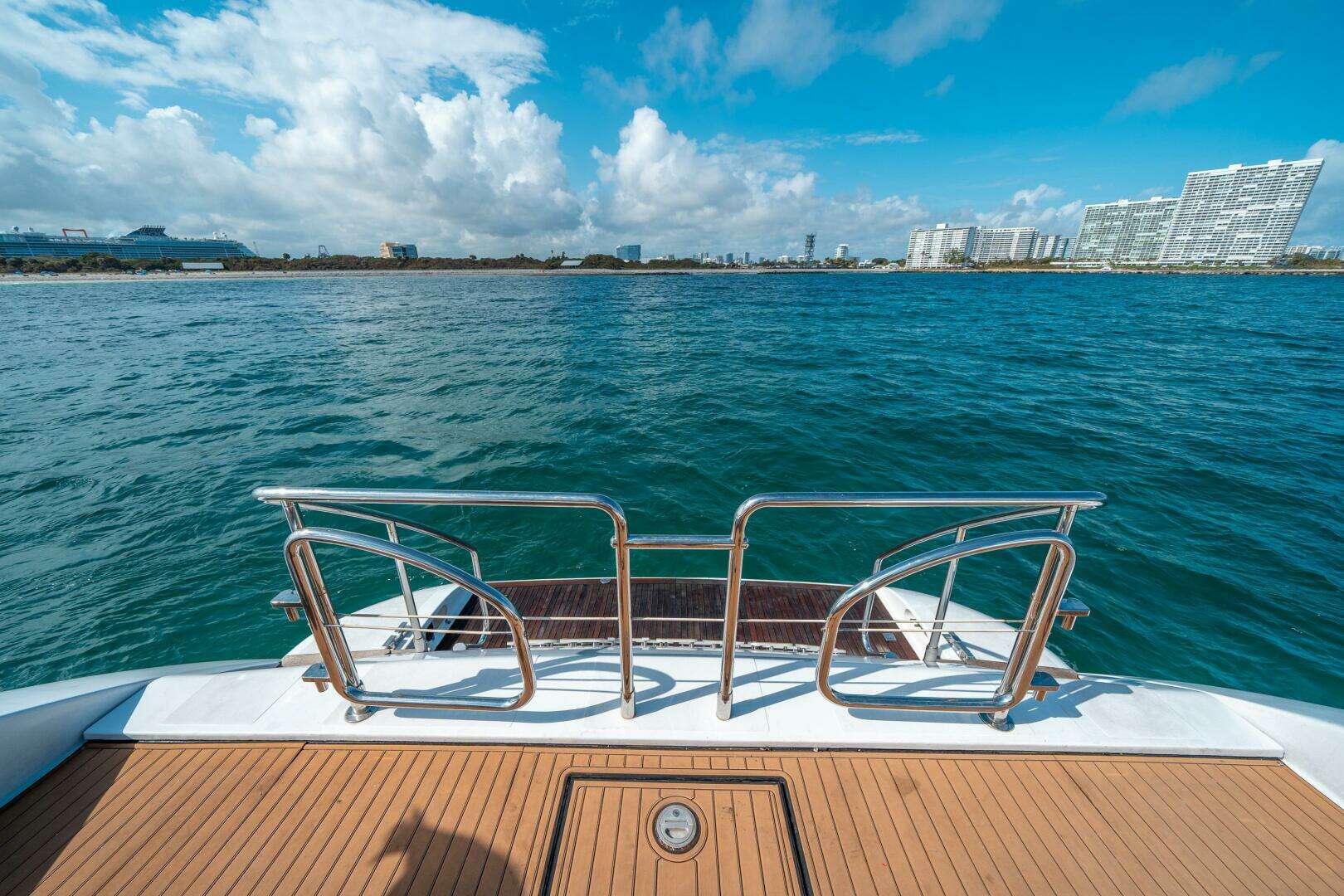2001 Mangusta 80 - Image 10