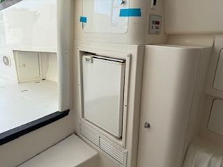 2004 Intrepid 348 - 15