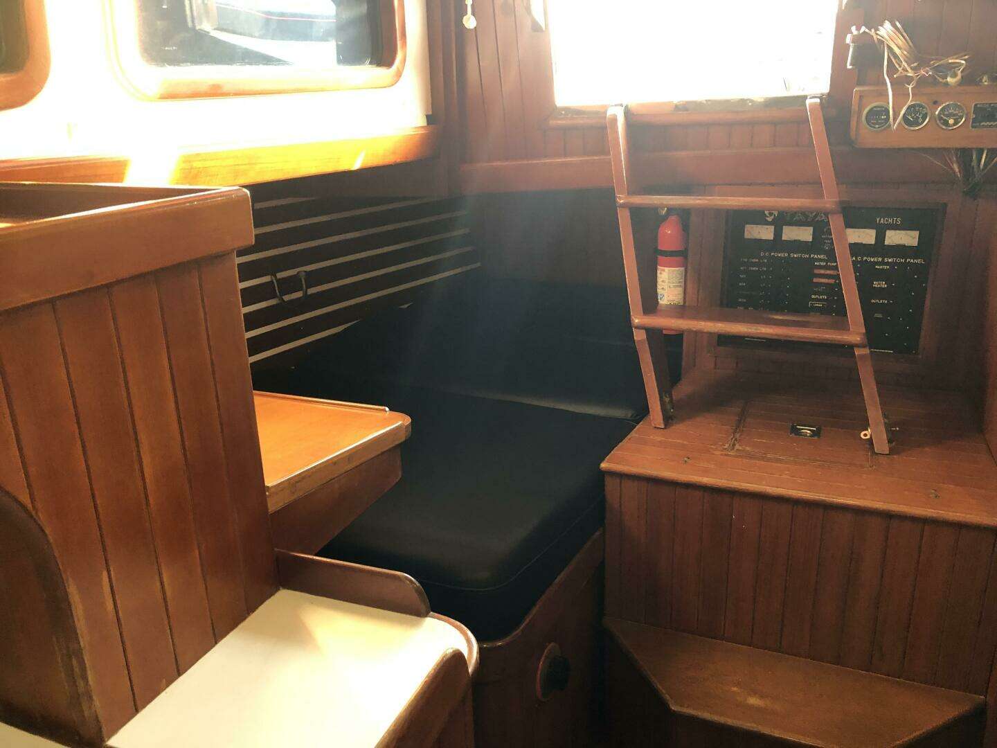 1987 Tayana Mariner 36 - Image 31